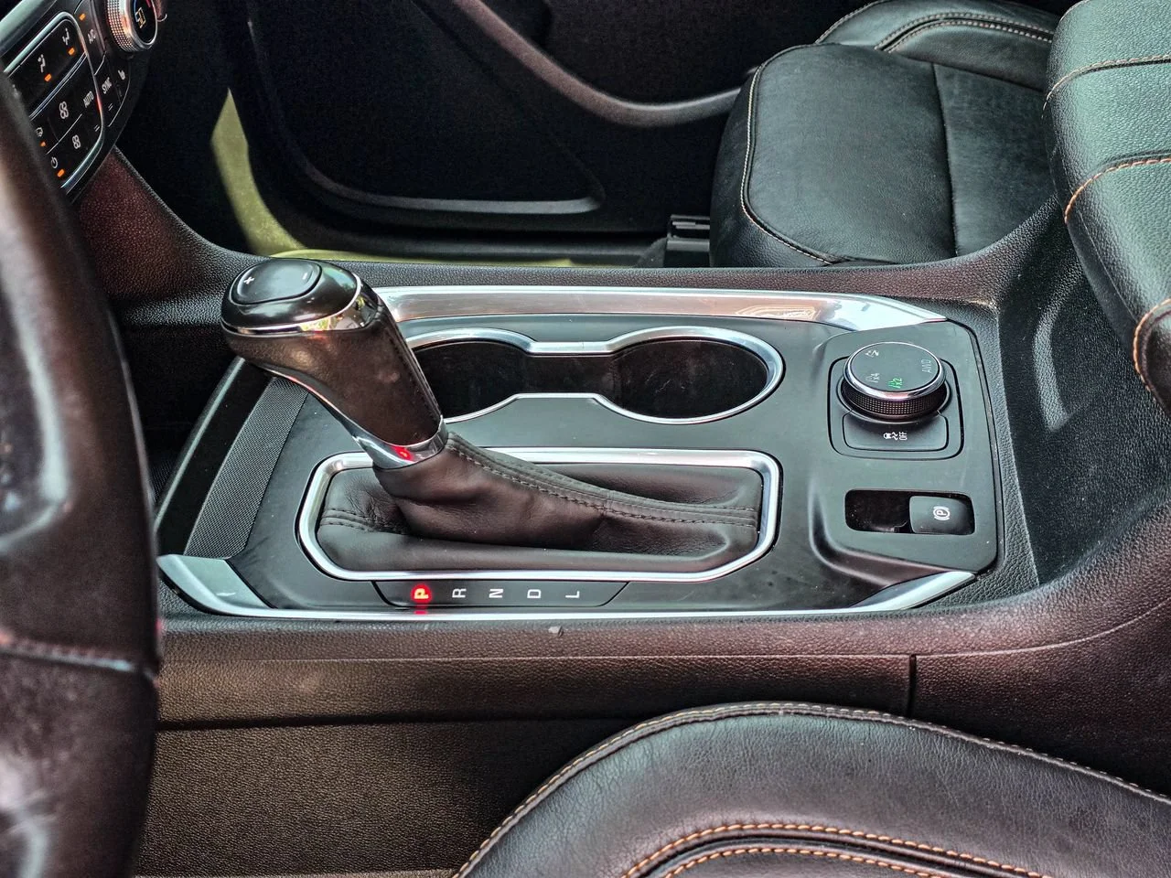 Used 2019 Graphite Chevrolet LT Leather image 20