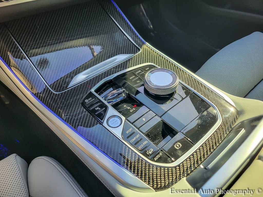 2025 BMW X5 - Image 16