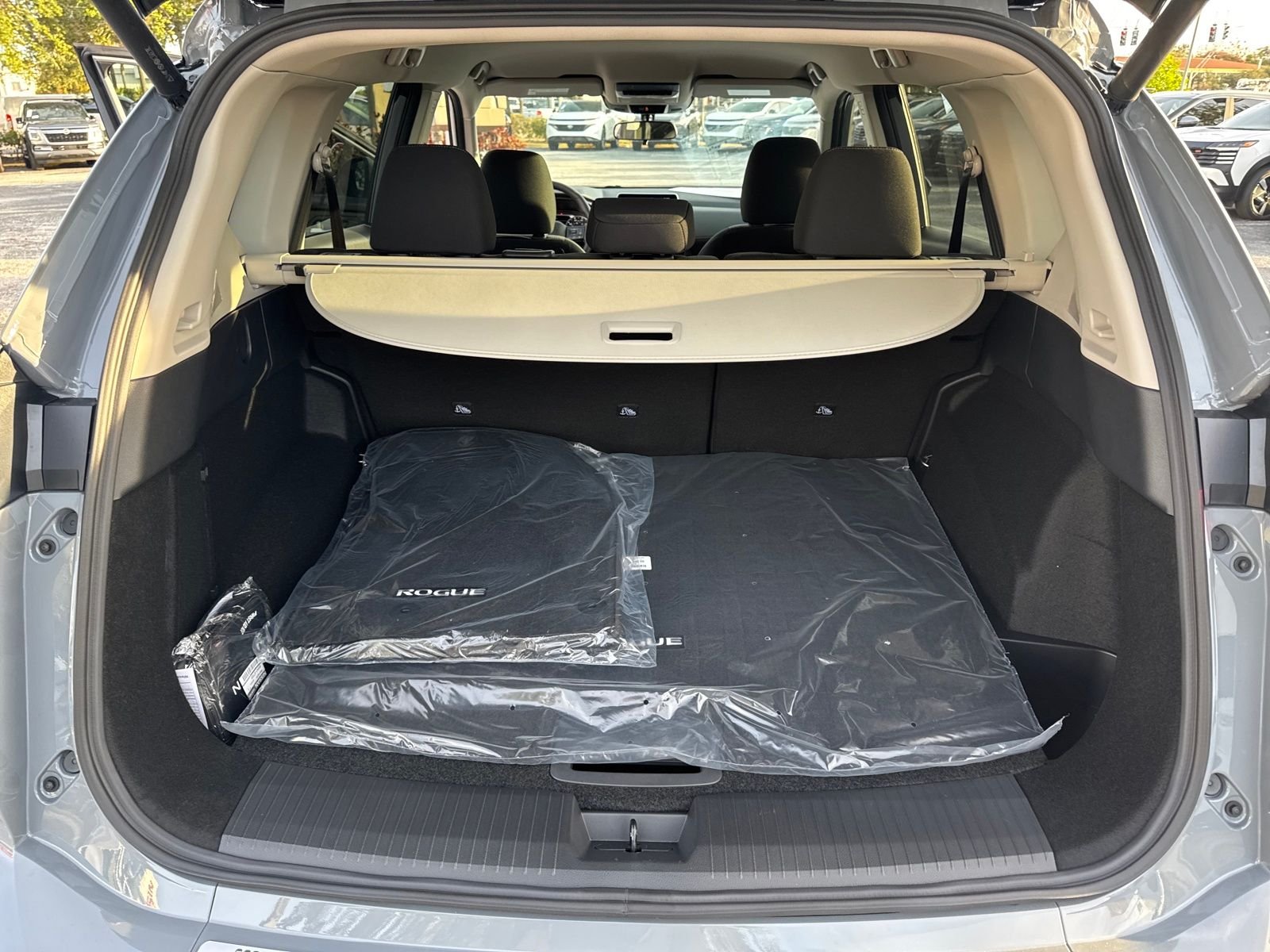 New 2026 Nissan Rogue SV 4D Sport Utility