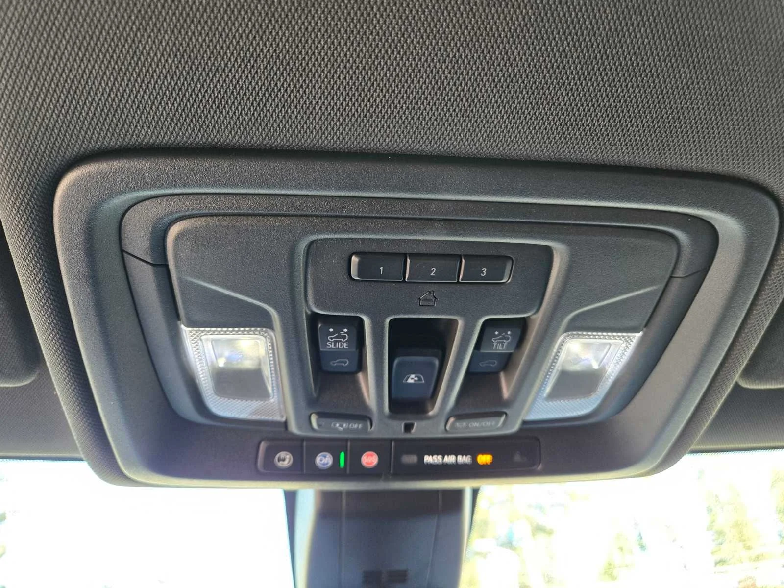 Used 2019 ONYX BLACK GMC AT4 image 21