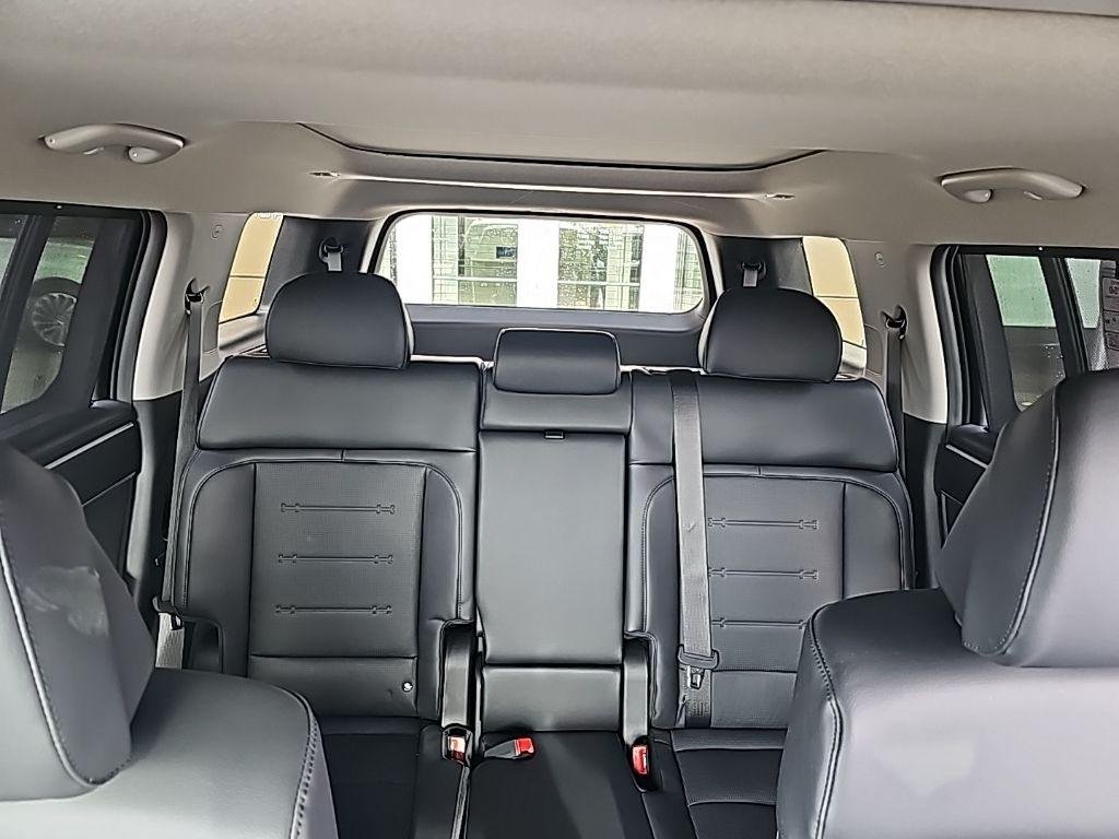 New 2026 Black Hyundai Limited AWD image 27