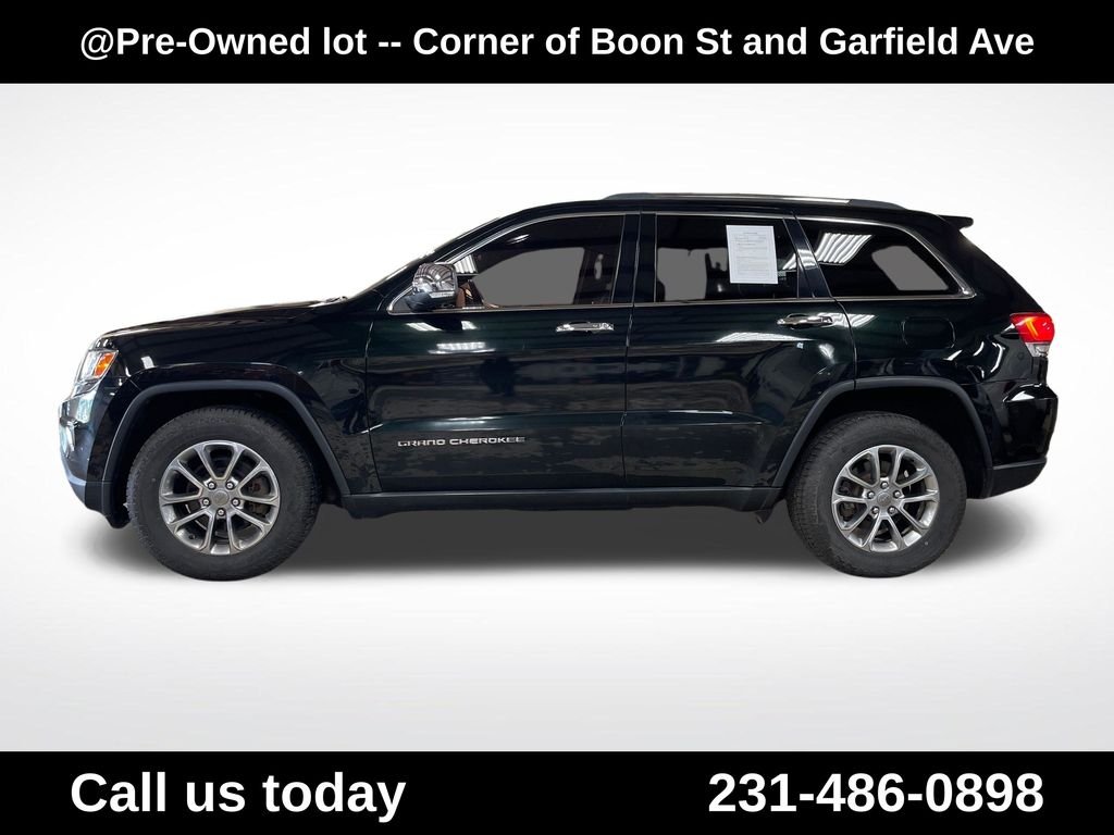 Used 2015 Green Jeep Limited image 2