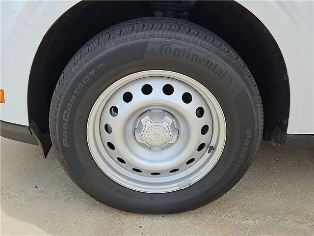 Used 2024 Oxford Ford XL Front-Wheel Drive SuperCrew 4.5 ft. box 121.1 i image 4