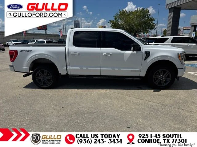 Certified Used 2023 Oxford White Ford XLT image 2