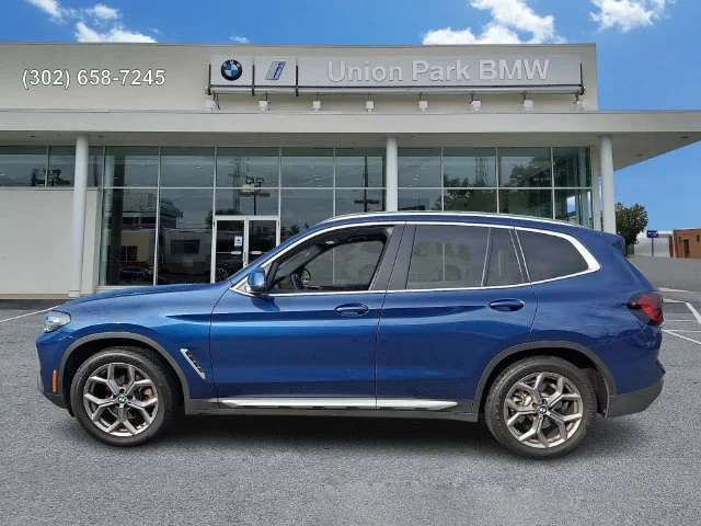 Used 2022 Phytonic Blue Metallic BMW xDrive30i image 7