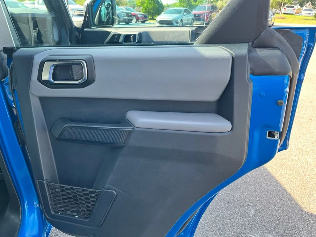 Used 2023 Blue Ford Base image 10