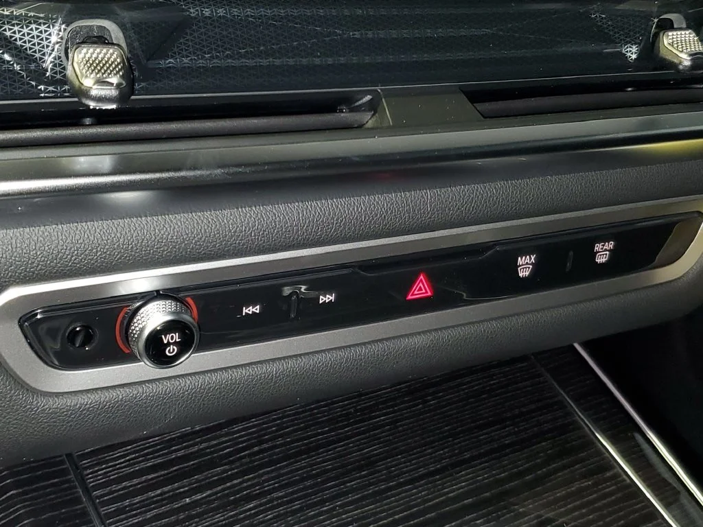 New 2027 Skyscraper Grey Metallic BMW xDrive40i image 24