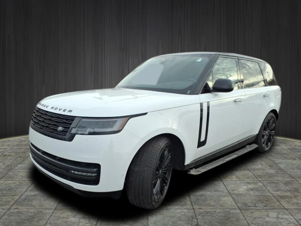 2025 Land Rover Range Rover 3.0 SE SWB's photo