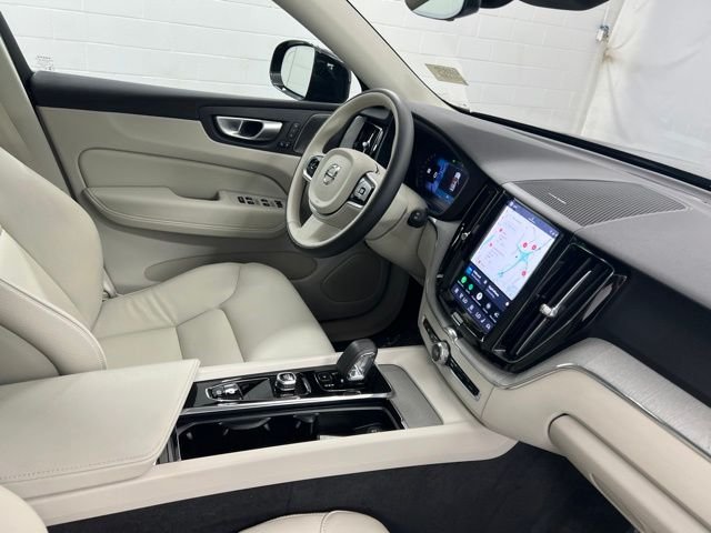 Used 2024 Onyx Black Metallic Volvo T8 Plus Dark Theme image 22