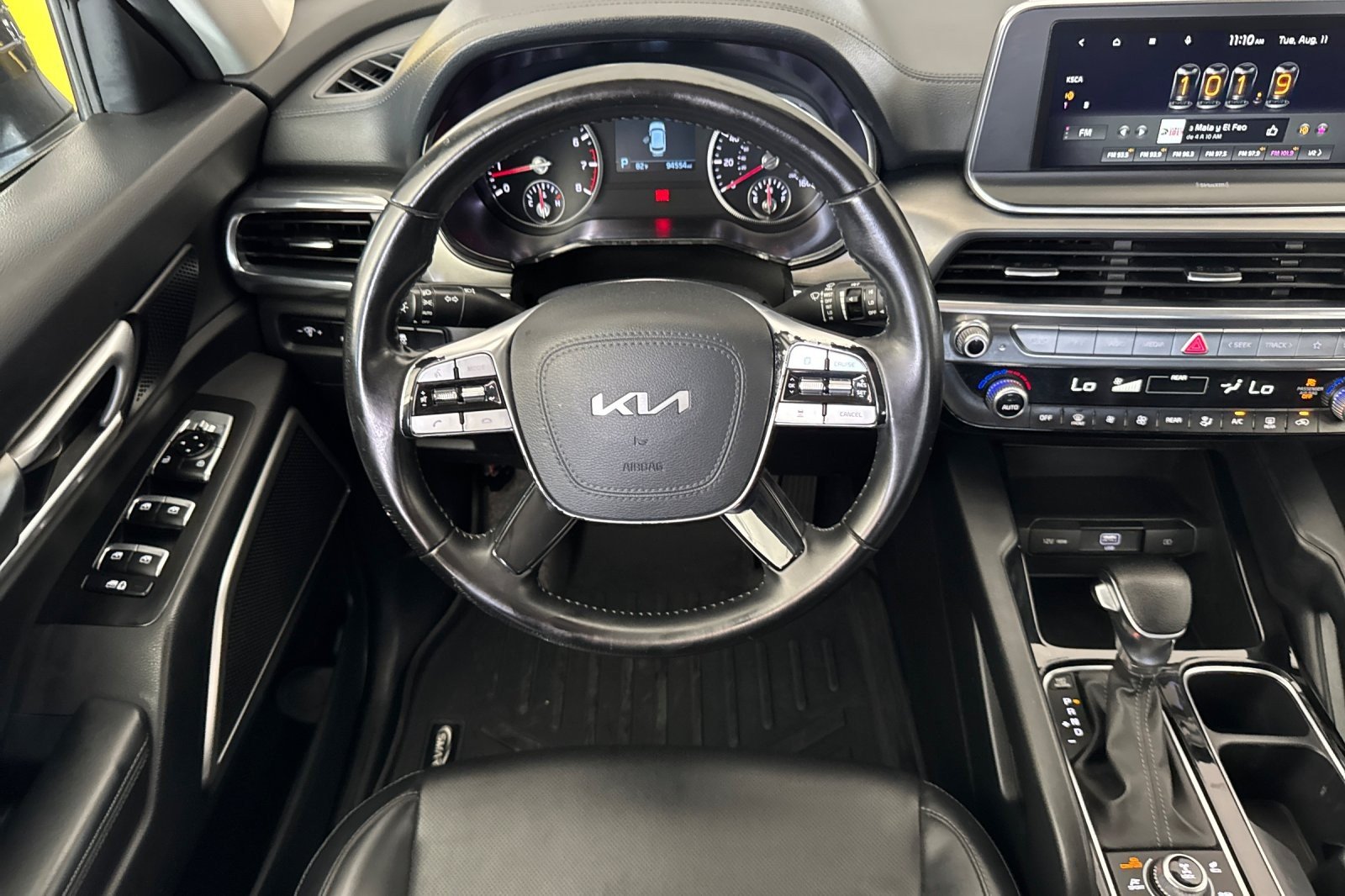 Used 2022 GRAY Kia LX image 13