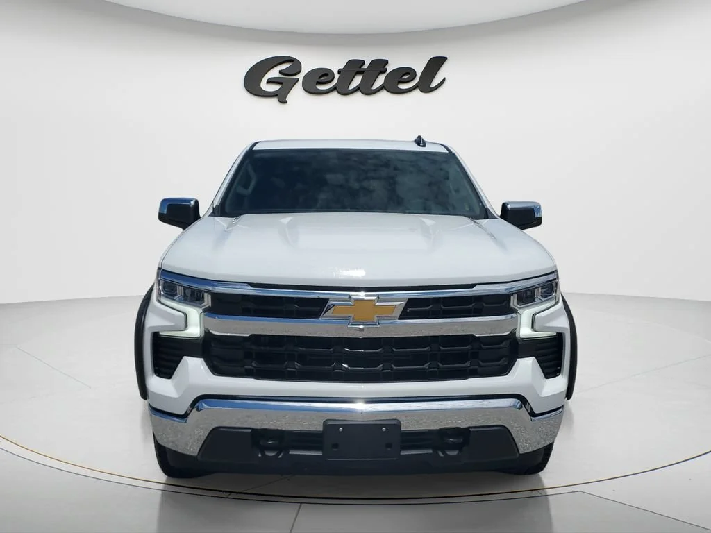Used 2025 Summit White Chevrolet LT (2FL) image 2