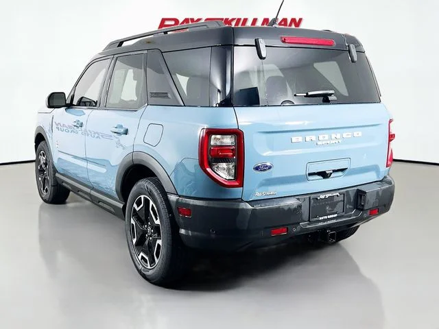 Used 2021 Blue Ford Outer Banks image 5