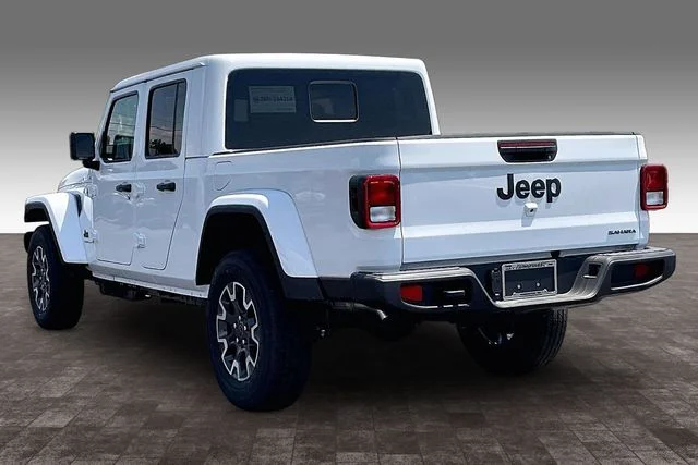 New 2026 Bright White Clear-Coat Exterior Paint Jeep Sahara image 3