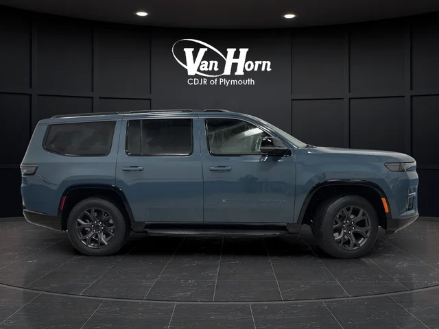New 2026 Steel Blue Exterior Paint Jeep Limited Altitude image 2