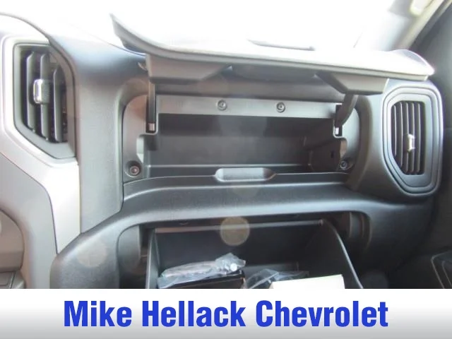 2026 Chevrolet Silverado 2500 HD Custom - Photo 18