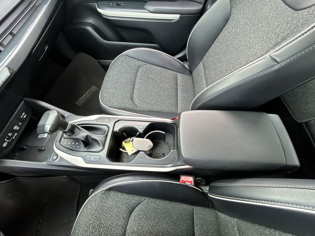Used 2025 Blue Kia GT-Line image 27