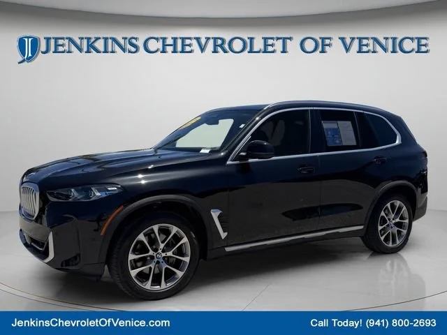 Used 2024 Black BMW sDrive40i image 11