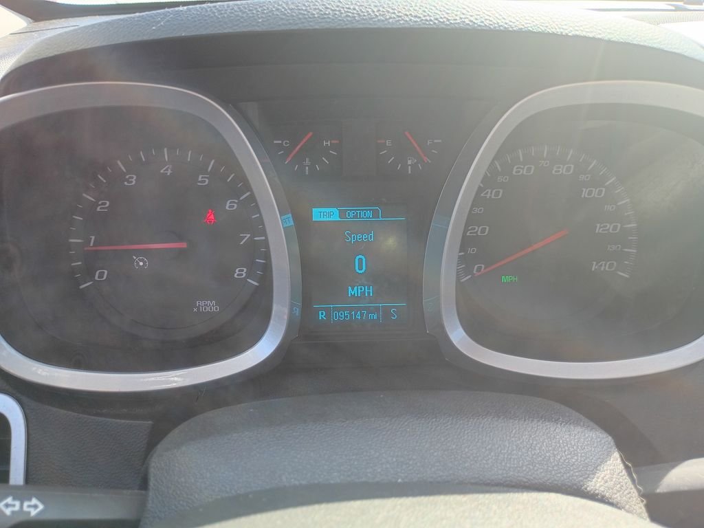 Used 2016 Silver Ice Metallic Chevrolet LS image 21