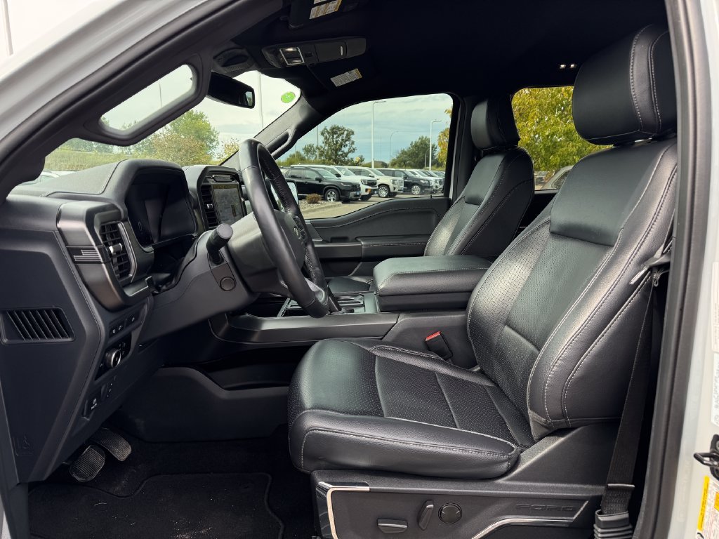 Used 2024 Avalanche Ford Lariat image 8