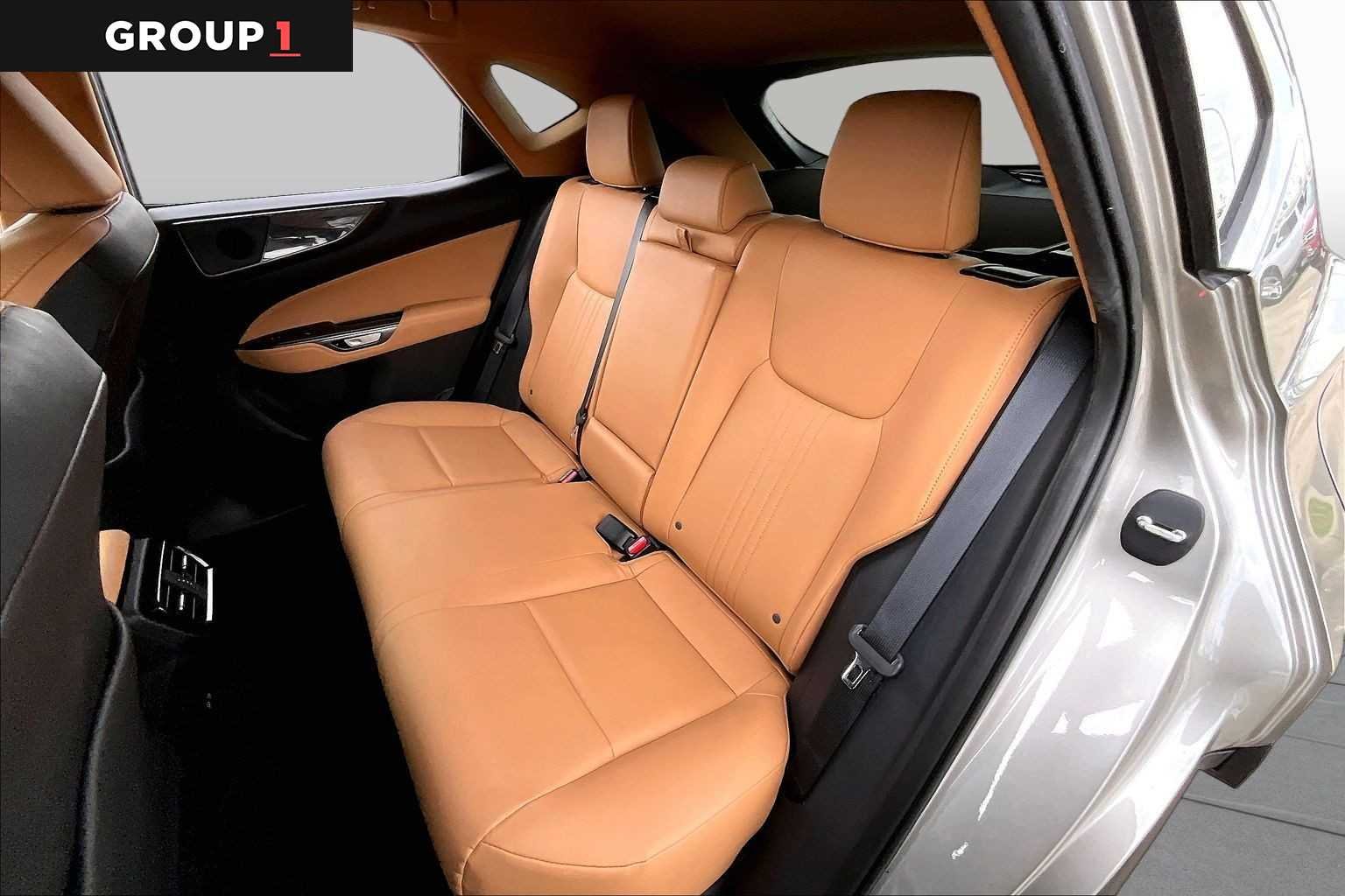 Used 2025 Atomic Silver Lexus Premium image 18