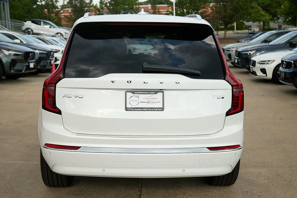 2026 Volvo XC90 Plus - Photo 8