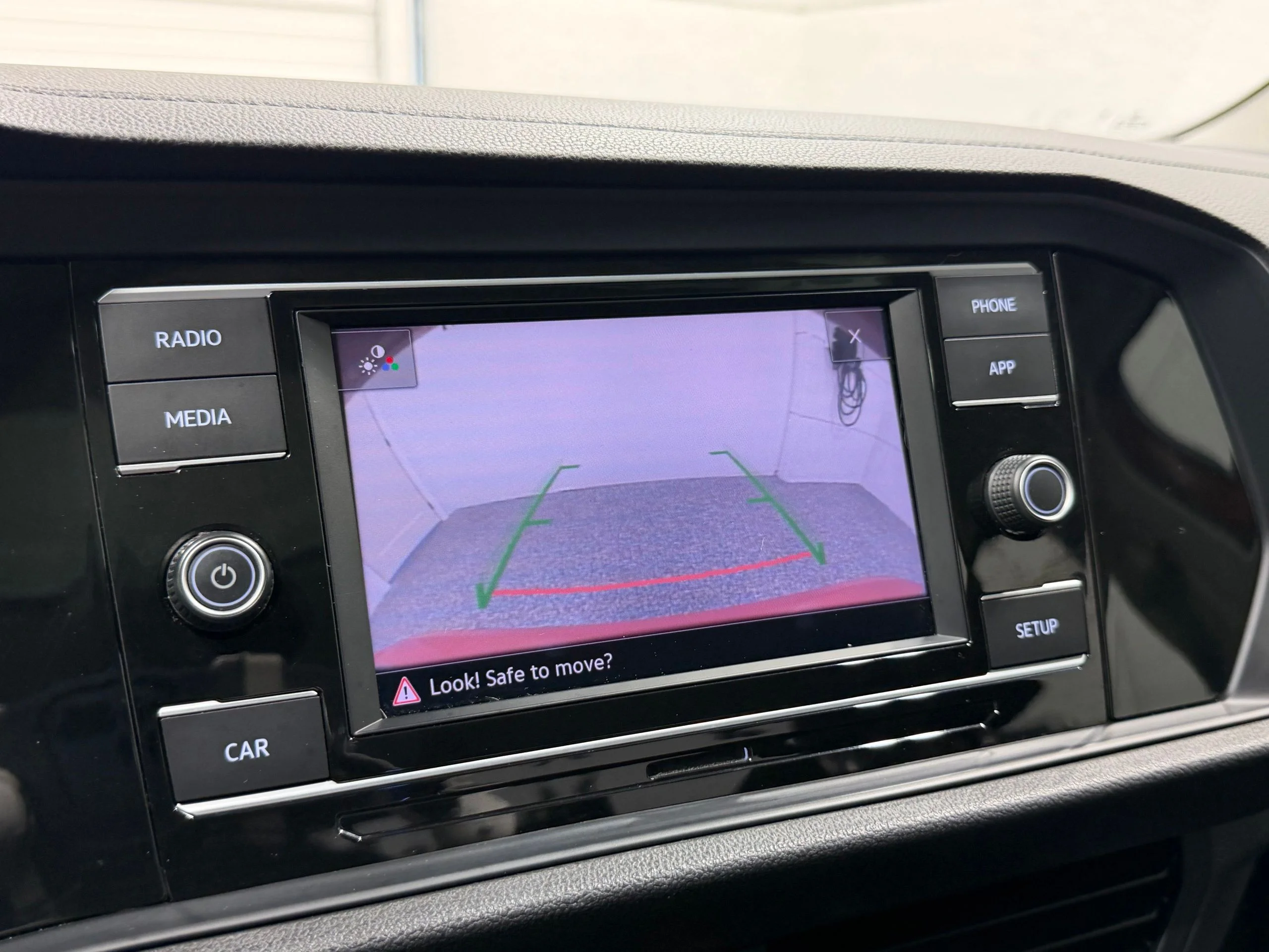 Used 2019 Orange Volkswagen 1.4T SE image 46