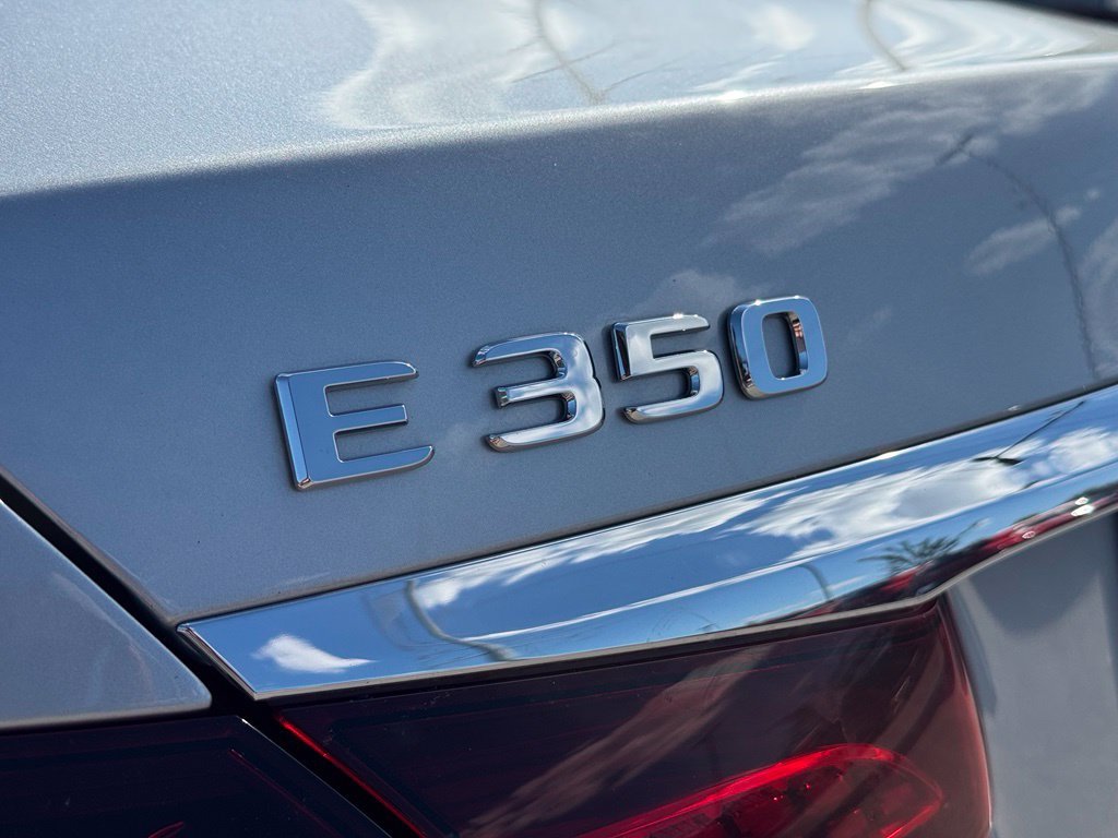 2022 Mercedes-Benz E-Class E350 - Photo 14