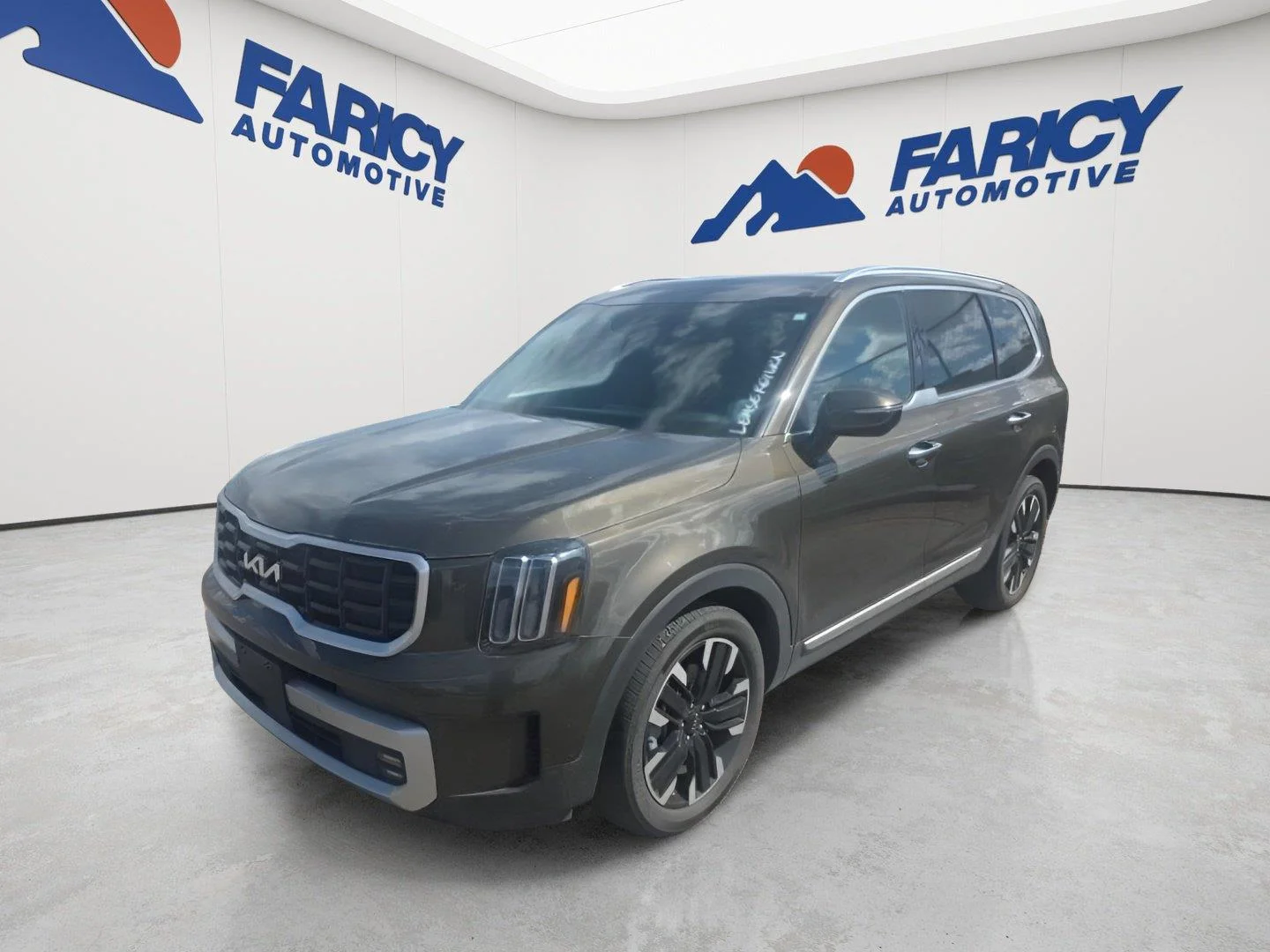 Used 2024 Dark Moss Kia SX image 1