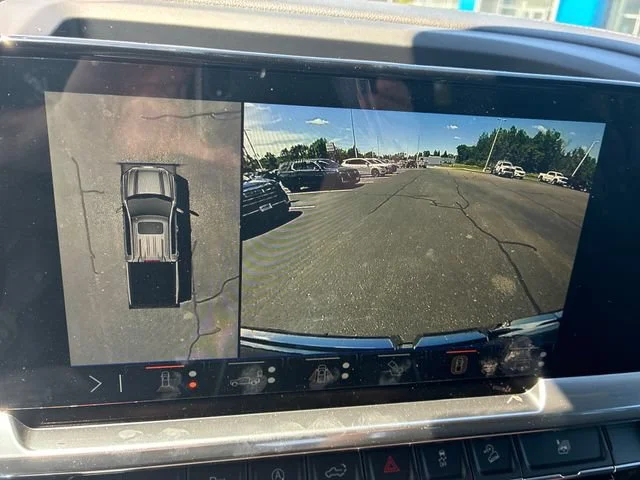 New 2026 Sterling Metallic GMC Elevation image 24
