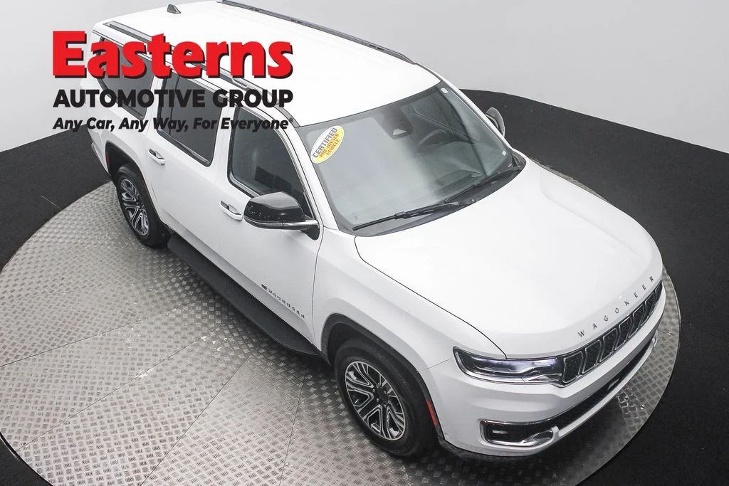 Used 2024 White Jeep Series II image 3