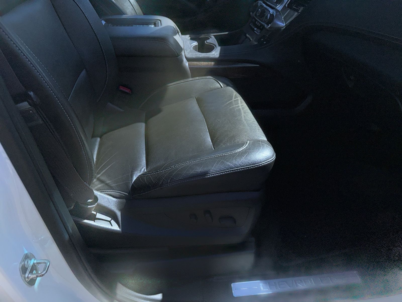 Used 2017 White Chevrolet LT image 22