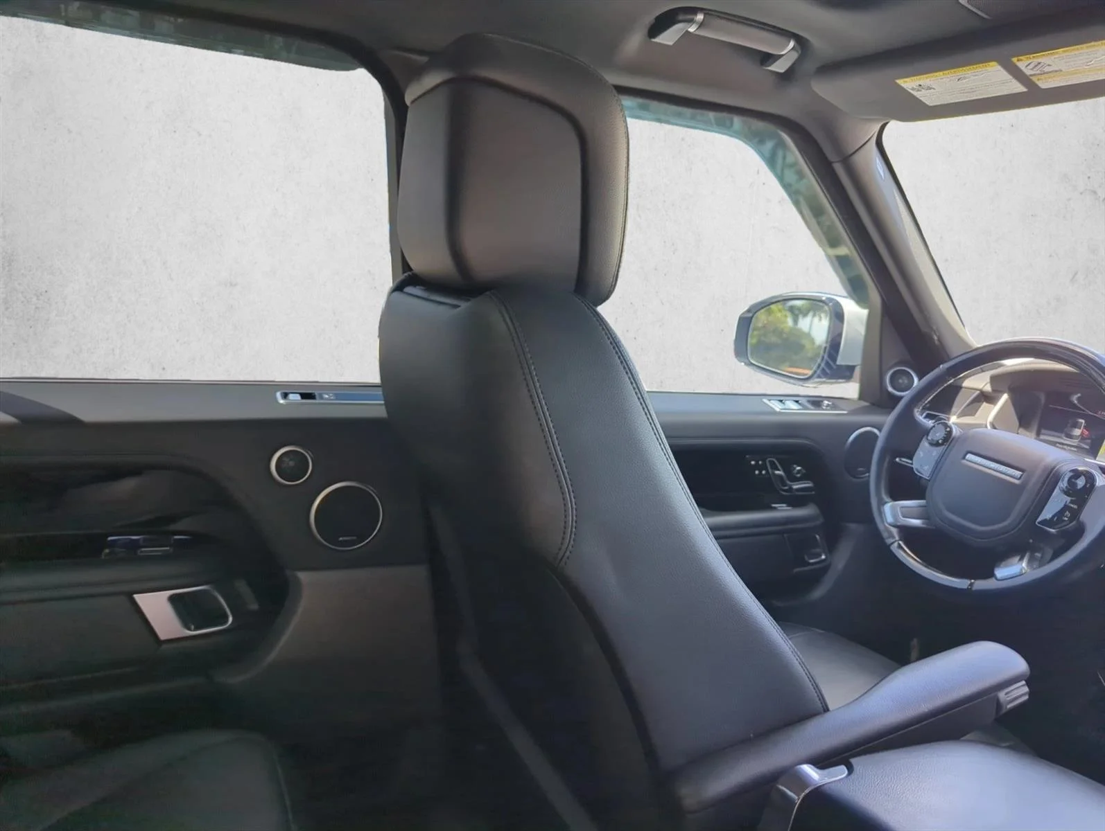 Used 2020 Narvik Black [Blac Land Rover  image 19