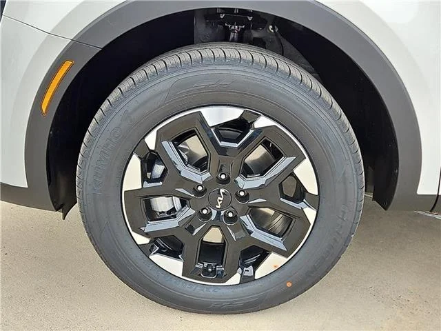 New 2026 Ivory Silver KIA S All-Wheel Drive image 5