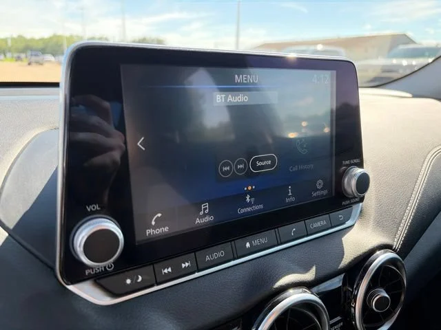 Used 2022 Red Nissan SV image 24