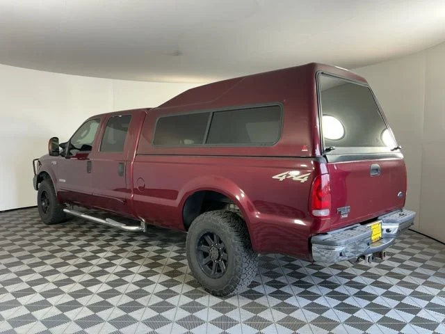 Used 2004 Red Ford XLT image 6