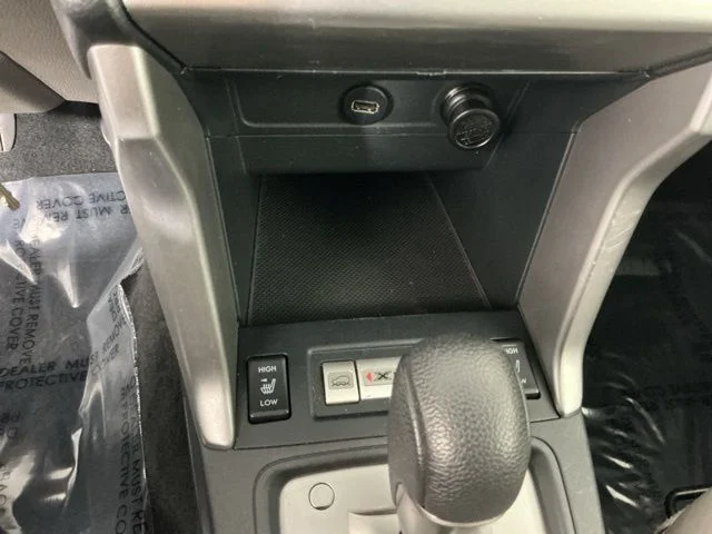 Used 2018 Blue Subaru 2.5i Limited image 20