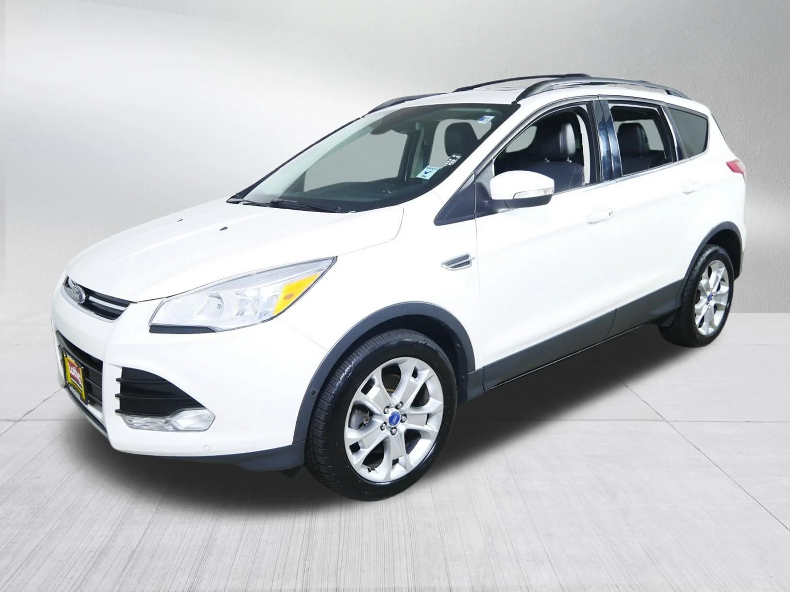 Used 2013 White Platinum Tricoat Ford SEL image 3