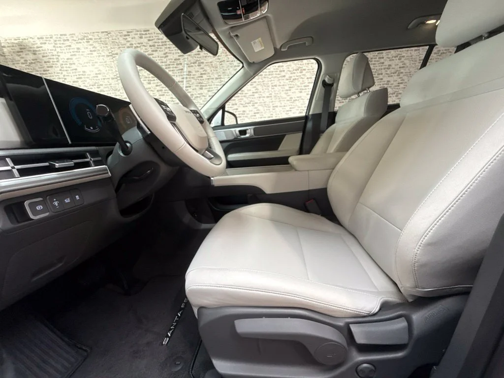 New 2027 Serenity White Hyundai SE image 25