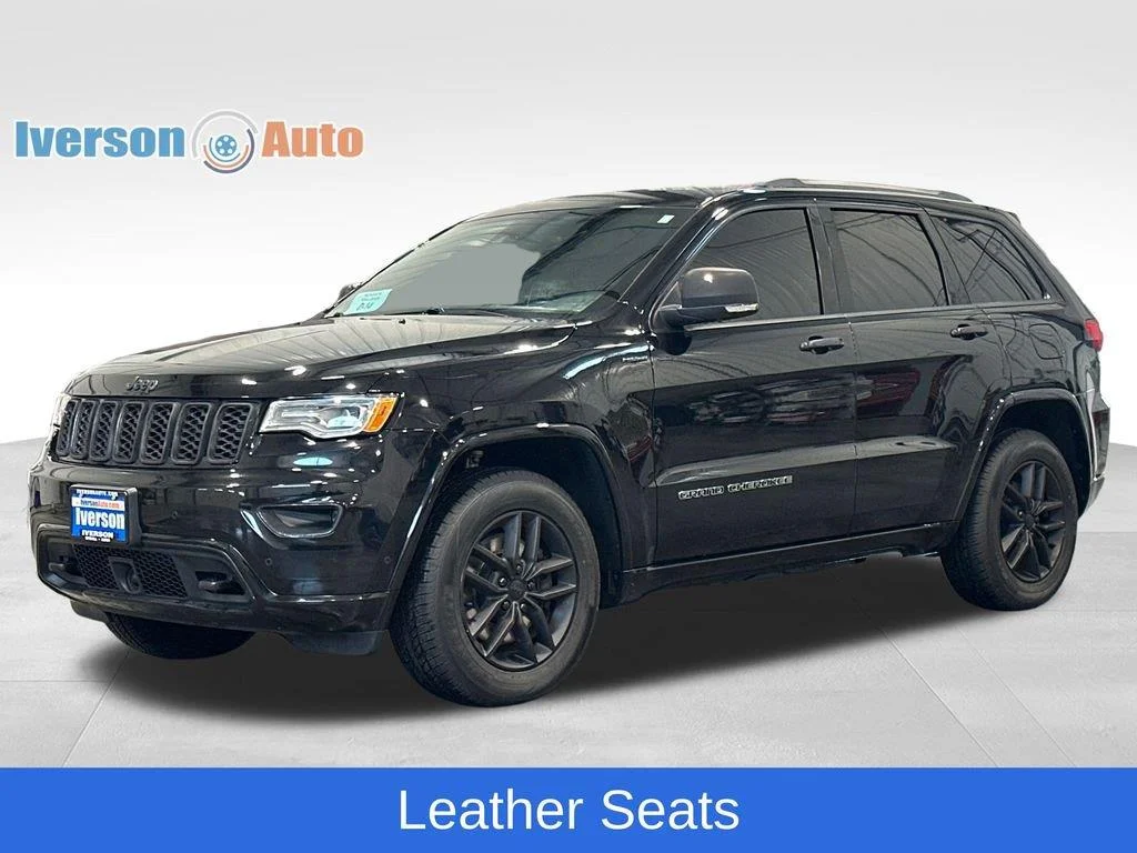 Used 2020 Diamond Black Crystal Pearlcoat Jeep Overland image 5