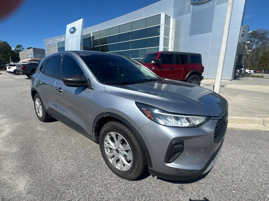 Used 2024 Silver Metallic Ford Active image 1