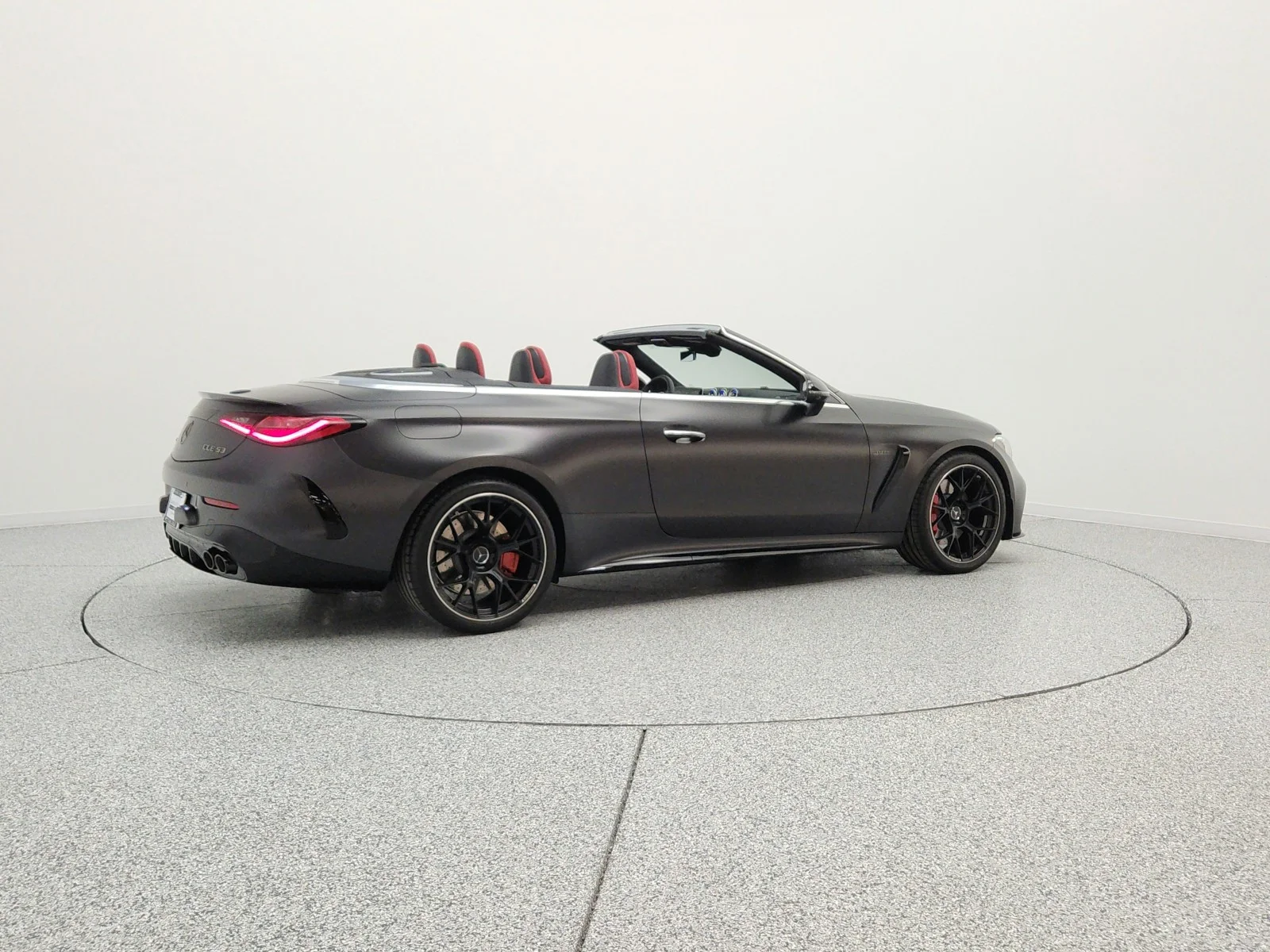 Certified Used 2026 MANUFAKTUR Graphite Grey Magno Mercedes-Benz AMG® CLE 53 4MATIC+ Cabriolet image 5