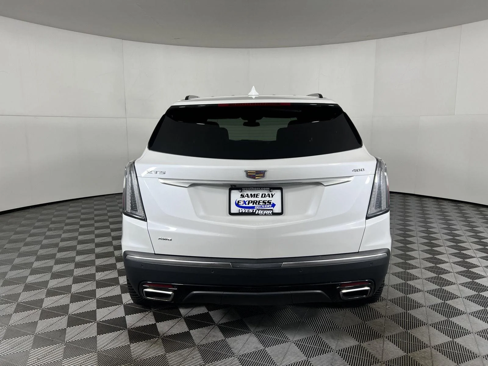 Used 2023 Crystal White Tricoat Cadillac AWD Sport image 8