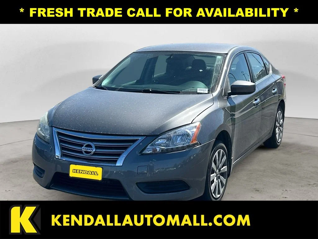 Used 2015 Gray Nissan SV image 1