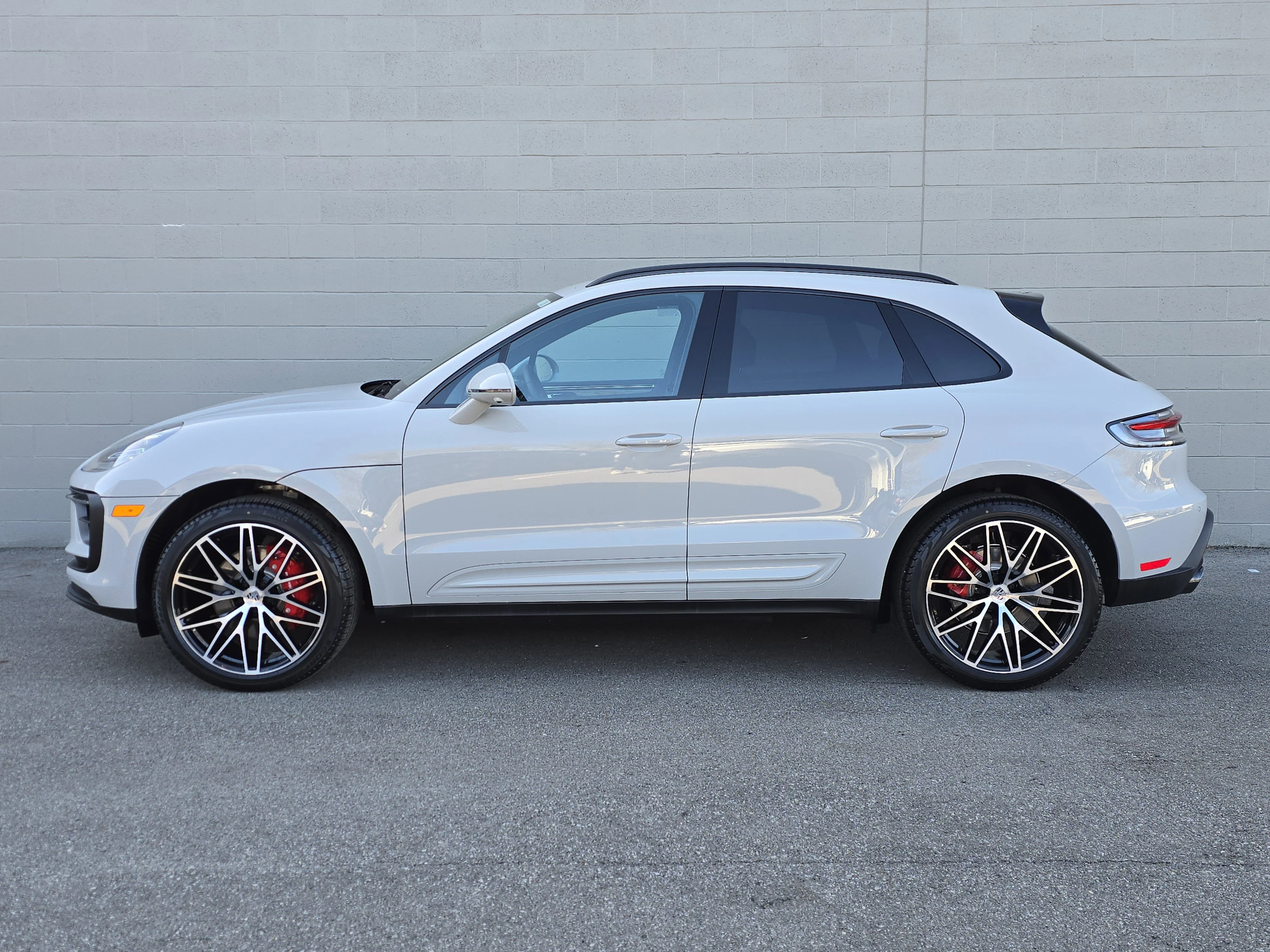 New 2026 Chalk Porsche S image 2