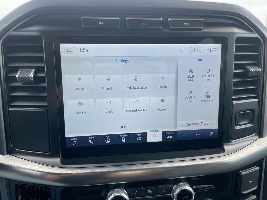 Used 2023 Gray Ford Lariat image 18