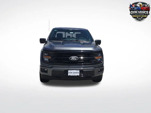 New 2026 Carbonized Gray Metallic Ford XLT image 8