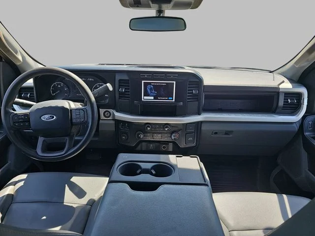Used 2024 White Ford XL image 9