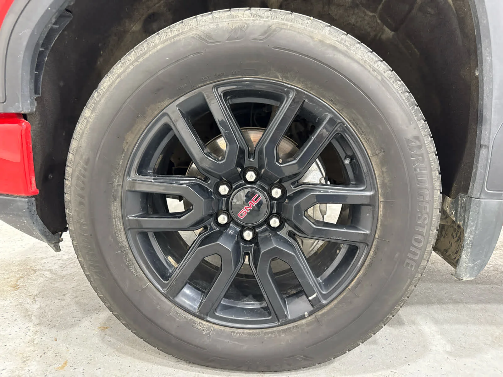Certified Used 2024 Cardinal Red GMC Elevation image 10
