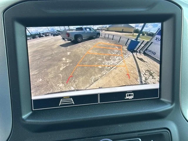 Used 2025 White Chevrolet Custom Trail Boss image 38