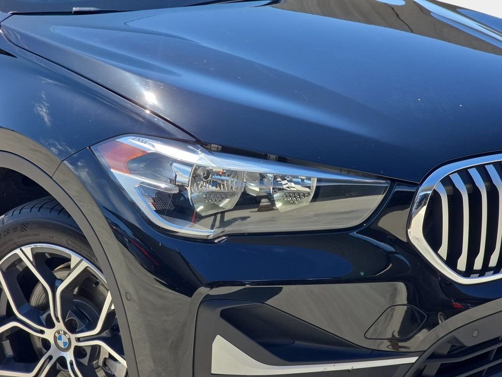 Used 2021 Black BMW sDrive28i image 36